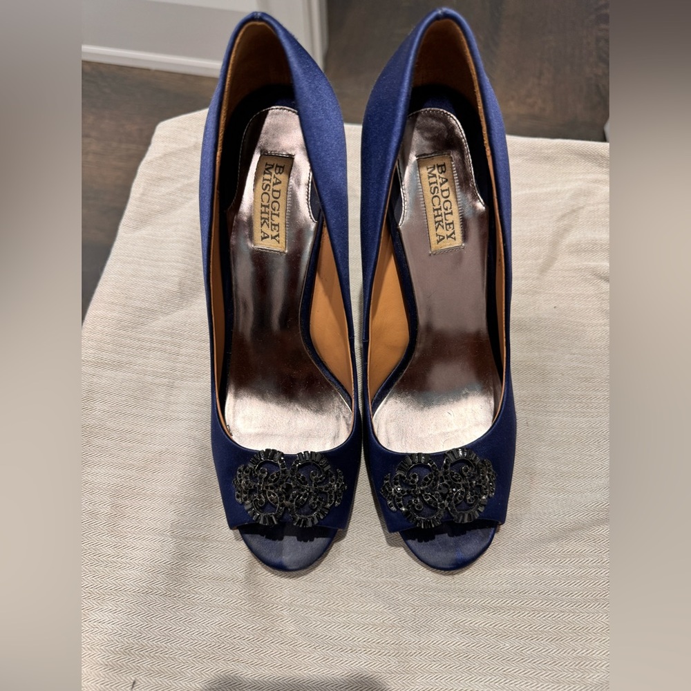 Pre-Owned Authentic Badgley Mischka Shoes size 10